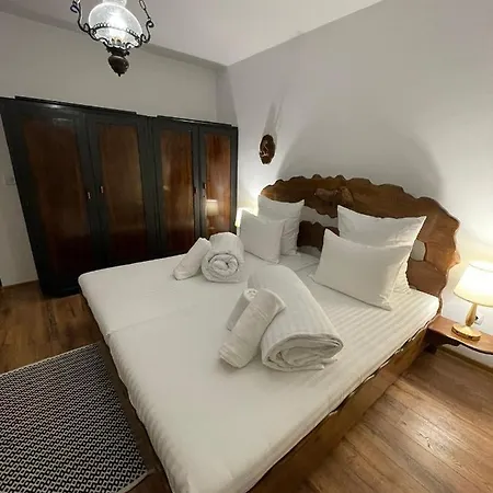 Apartament Yannis *