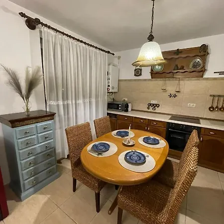 Apartament Yannis