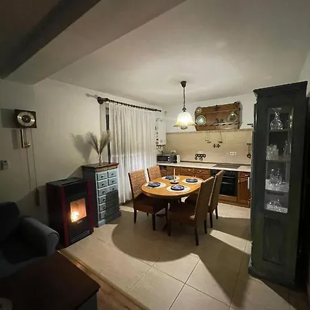 Apartament Apartament Yannis Alba Iulia