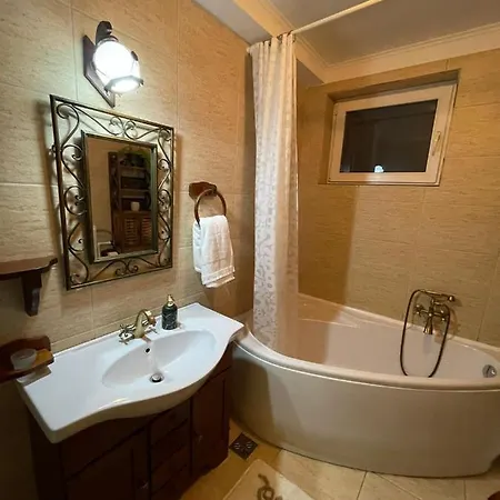 Apartament Yannis Apartment *